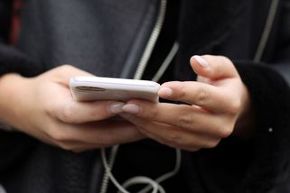 Poslanci ANO navrhují prolomit anonymitu u předplacených SIM karet - Novinky